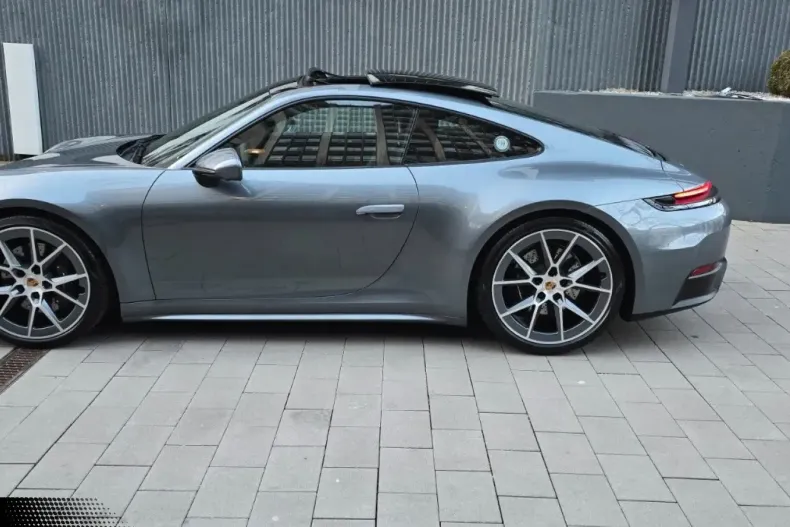 Porsche 992 din 2025 cu 8.300 km - oferta POR196147 - foto 3