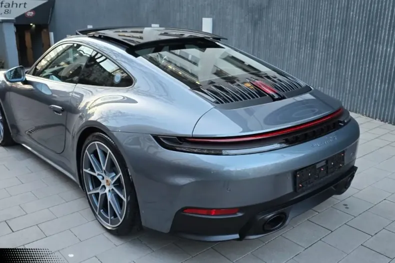 Porsche 992 din 2025 cu 8.300 km - oferta POR196147 - foto 6