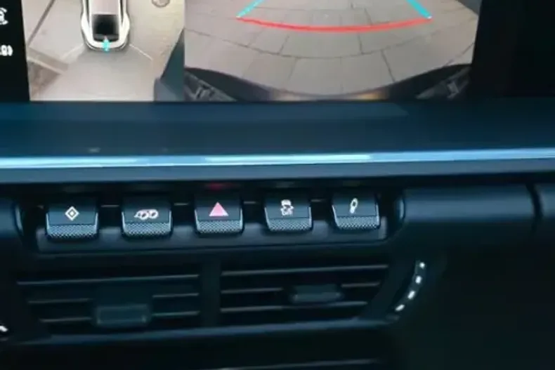 Porsche 992 din 2025 cu 8.300 km - oferta POR196147 - foto 13