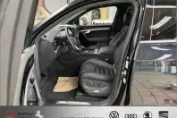 Volkswagen Touareg din 2022 cu 78.847 km - oferta VOL196151 - foto 8