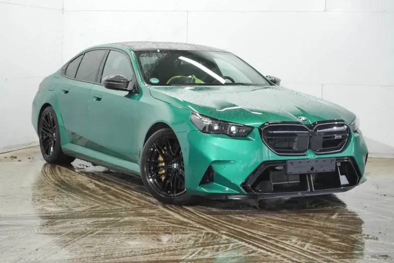 BMW M5 (Seria 5) din 2025 cu 13.600 km - oferta BMW196152 - foto 2