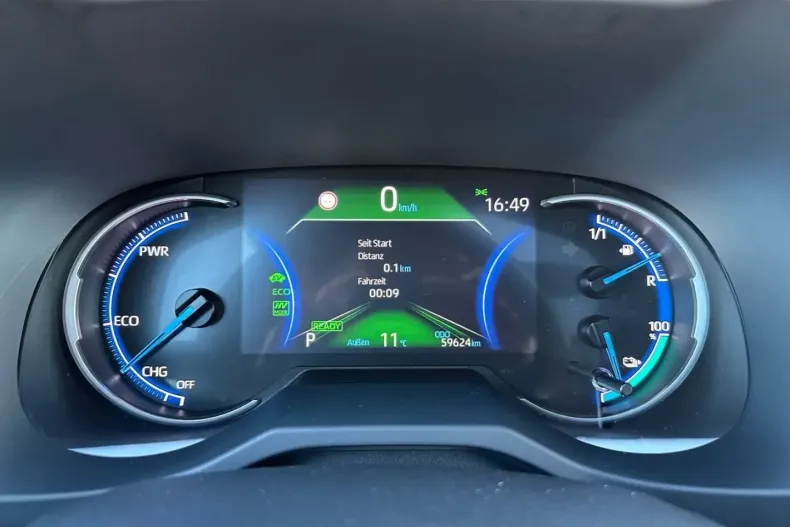 Toyota RAV4 din 2022 cu 59.622 km - oferta TOY196153 - foto 15