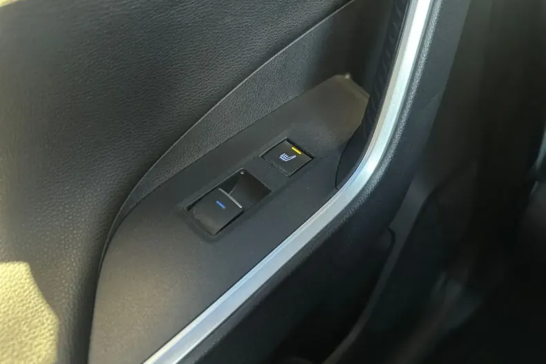 Toyota RAV4 din 2022 cu 59.622 km - oferta TOY196153 - foto 30