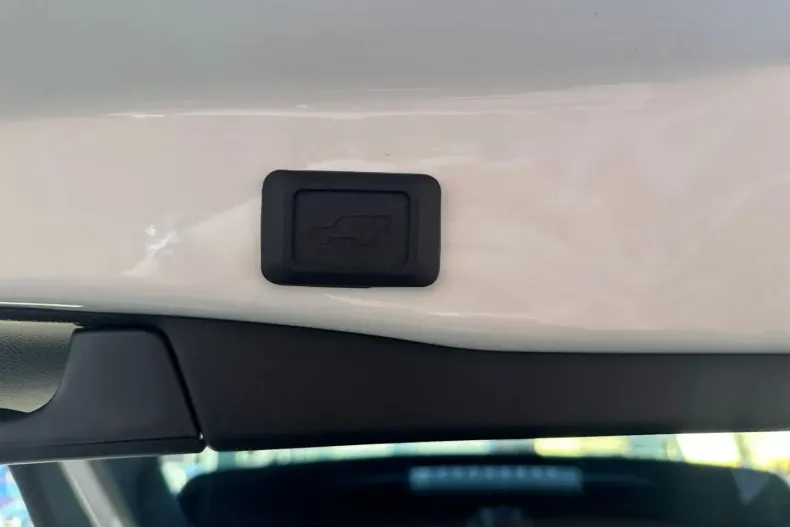 Toyota RAV4 din 2022 cu 59.622 km - oferta TOY196153 - foto 34