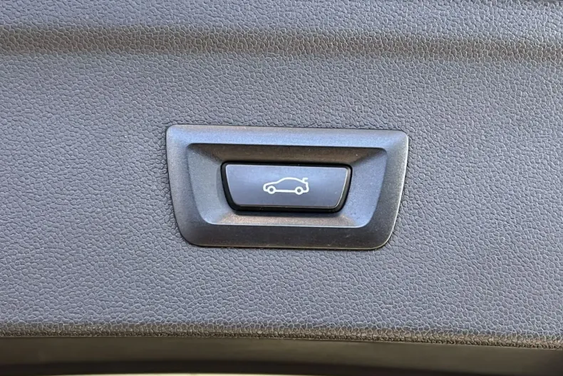 BMW iX din 2023 cu 61.957 km - oferta BMW196154 - foto 9
