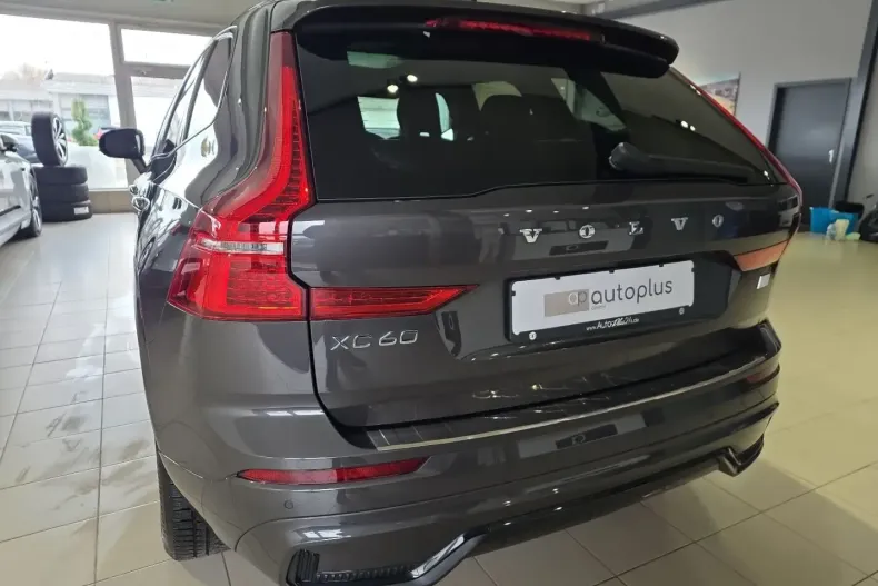 Volvo XC60 din 2023 cu 57.325 km - oferta VOL196156 - foto 10