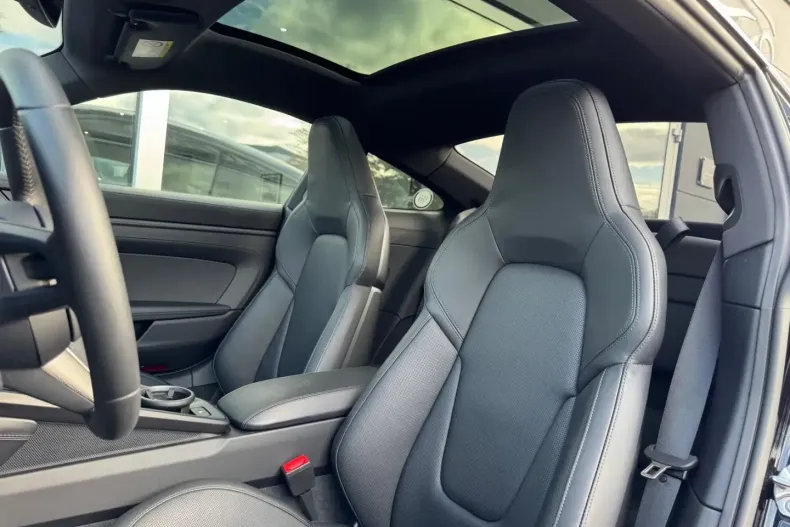 Porsche 992 din 2025 cu 11.272 km - oferta POR196160 - foto 7