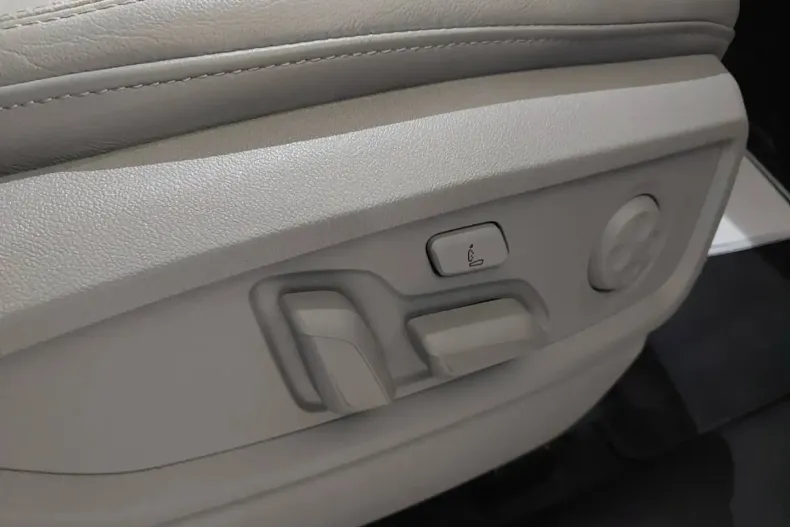 Audi Q5 din 2022 cu 79.982 km - oferta AUD196162 - foto 24