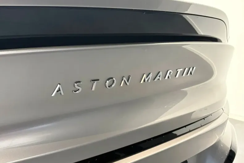 Aston Martin Vanquish din 2025 cu 4.500 km - oferta AST196166 - foto 9