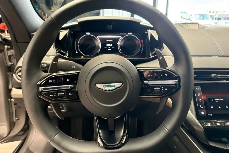 Aston Martin Vanquish din 2025 cu 4.500 km - oferta AST196166 - foto 13