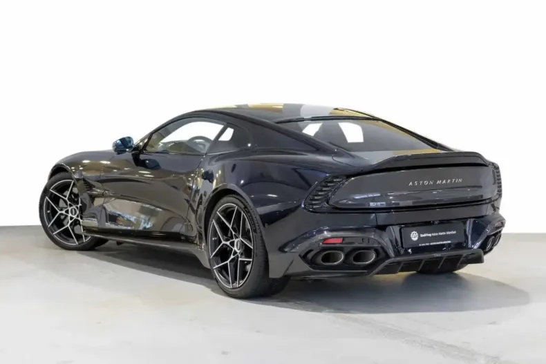 Aston Martin Vanquish din 2025 cu 10.600 km - oferta AST196167 - foto 4
