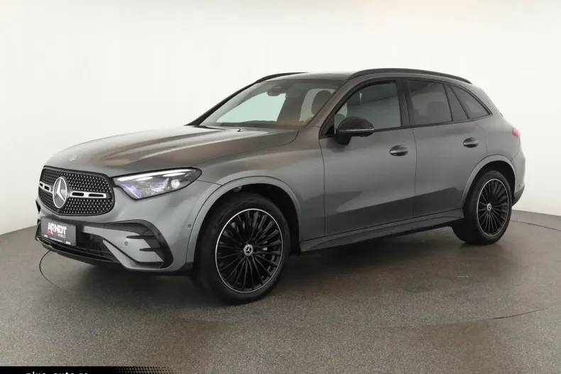 Mercedes-Benz GLC 300 (Clasa GLC) din 2023 cu 76.300 km - oferta MER196168 - foto 1