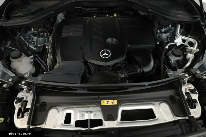 Mercedes-Benz GLC 300 (Clasa GLC) din 2023 cu 76.300 km - oferta MER196168 - foto 13