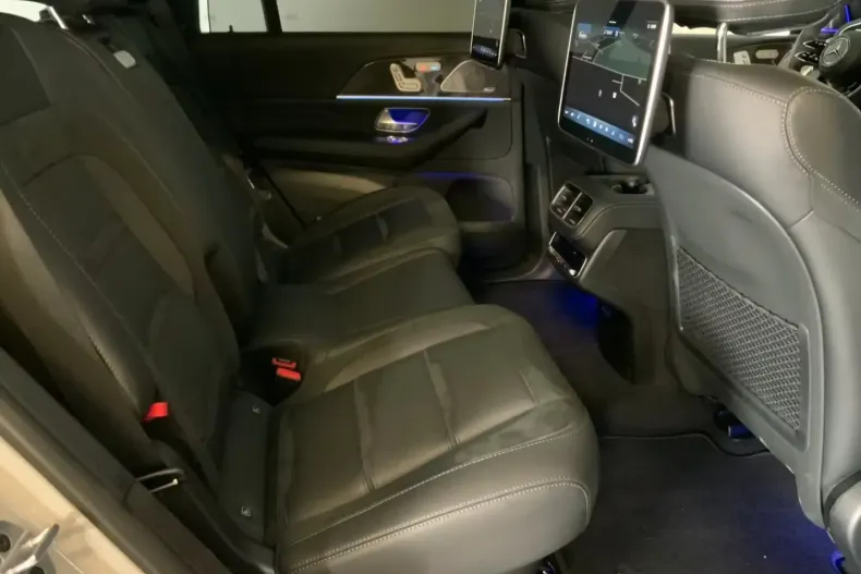Mercedes-Benz GLS 63 (Clasa GLS) din 2025 cu 3.833 km - oferta MER196171 - foto 8