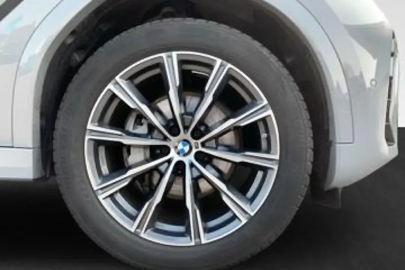 BMW X6 M (Seria X) din 2024 cu 25.650 km - oferta BMW196180 - foto 4