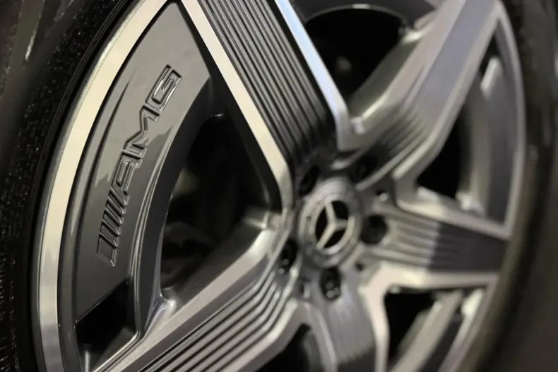 Mercedes-Benz GLC 300 (Clasa GLC) din 2024 cu 2.700 km - oferta MER196182 - foto 10