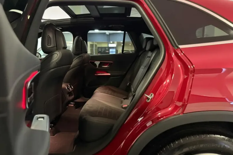 Mercedes-Benz GLC 300 (Clasa GLC) din 2024 cu 2.700 km - oferta MER196182 - foto 19