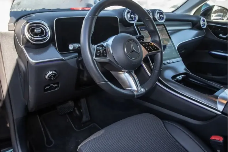 Mercedes-Benz GLC 200 (Clasa GLC) din 2024 cu 9.751 km - oferta MER196185 - foto 12