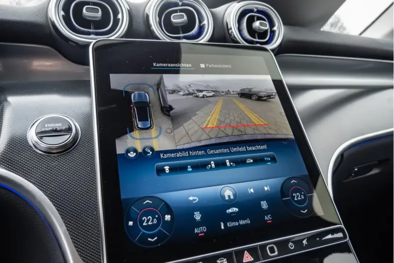 Mercedes-Benz GLC 300 (Clasa GLC) din 2025 cu 9.100 km - oferta MER196188 - foto 9