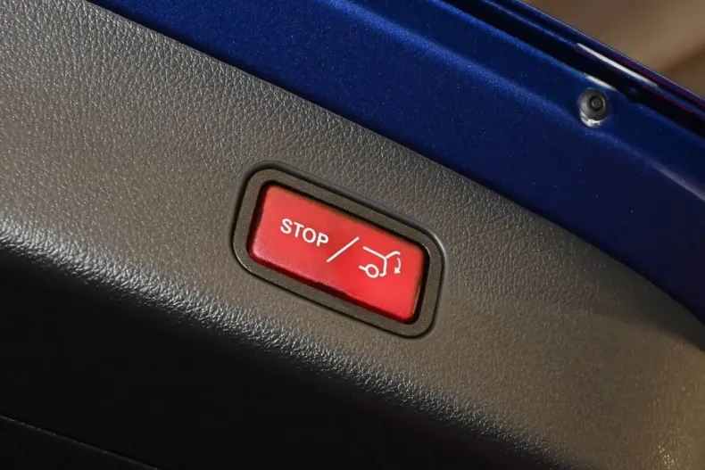 Mercedes-Benz GLC 300 (Clasa GLC) din 2025 cu 7.198 km - oferta MER196189 - foto 23