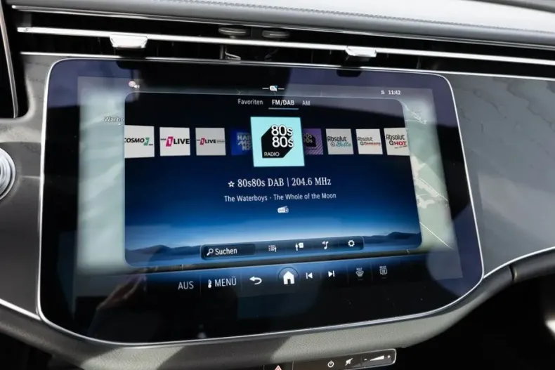 Mercedes-Benz E 300 (Clasa E) din 2024 cu 28.956 km - oferta MER196193 - foto 9