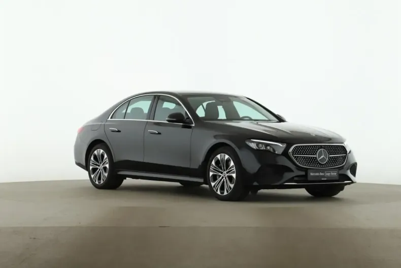 Mercedes-Benz E 300 (Clasa E) din 2024 cu 19.900 km - oferta MER196194 - foto 1