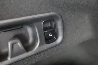 Mercedes-Benz E 300 (Clasa E) din 2024 cu 19.900 km - oferta MER196194 - foto 19