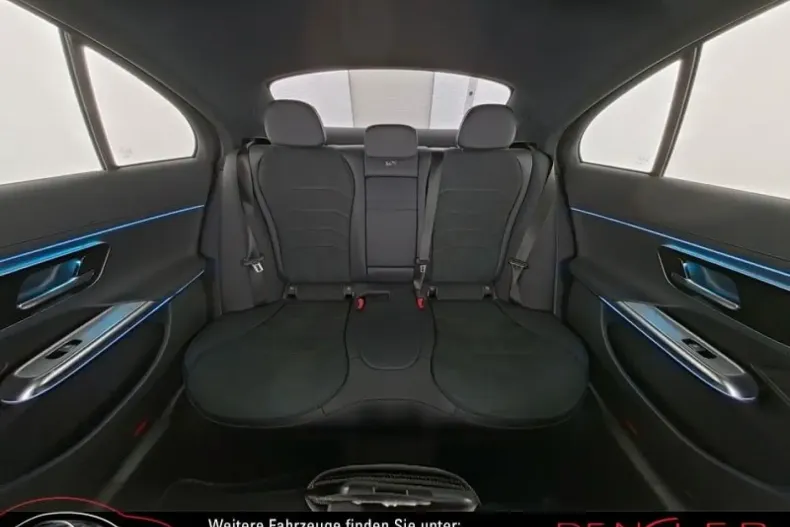 Mercedes-Benz E 300 (Clasa E) din 2024 cu 25.292 km - oferta MER196197 - foto 7