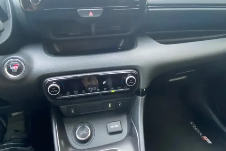 Toyota Yaris din 2021 cu 16.500 km - oferta TOY196198 - foto 4