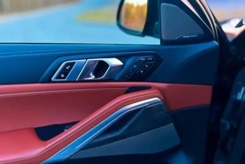 BMW X6 M (Seria X) din 2023 cu 21.251 km - oferta BMW196199 - foto 18