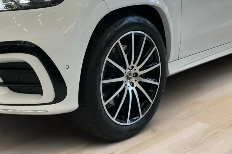 Mercedes-Benz GLS 580 (Clasa GLS) din 2025 cu 28.027 km - oferta MER196201 - foto 6