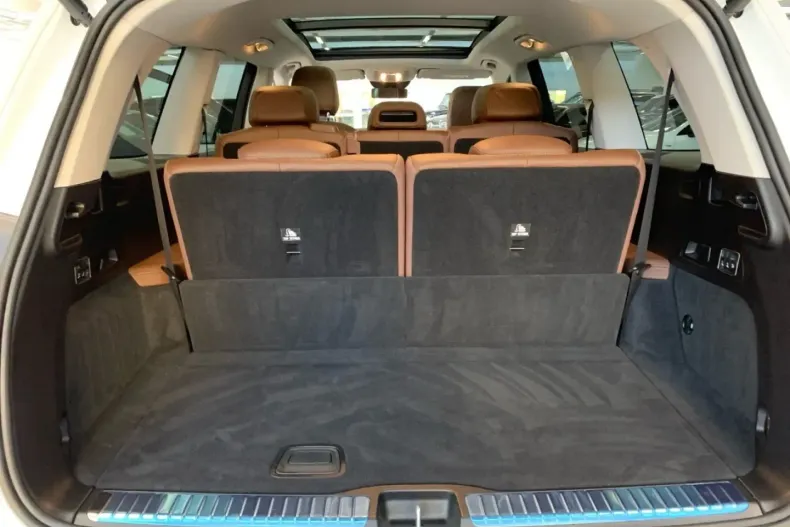 Mercedes-Benz GLS 580 (Clasa GLS) din 2025 cu 28.027 km - oferta MER196201 - foto 11