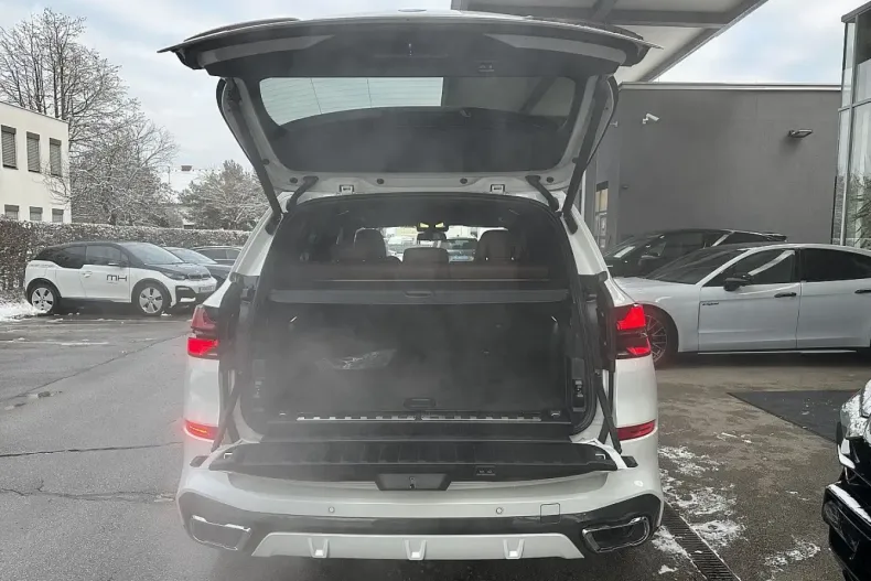 BMW X5 (Seria X) din 2025 cu 9.227 km - oferta BMW196206 - foto 10