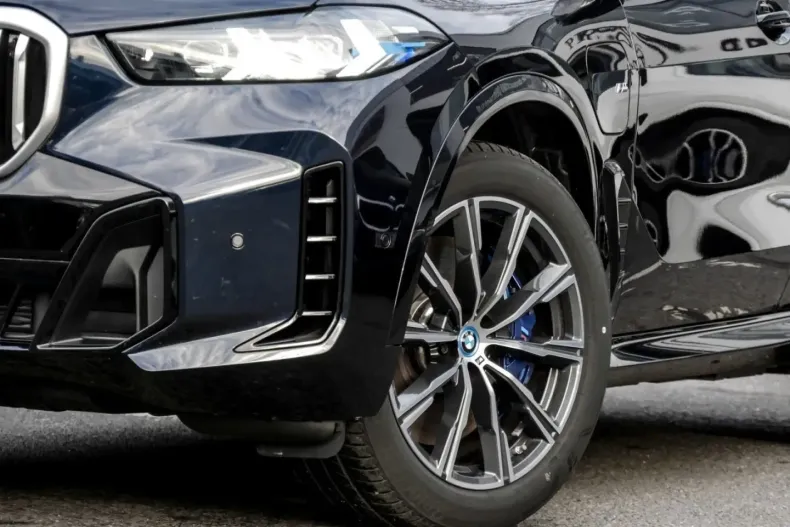 BMW X5 (Seria X) din 2025 cu 7.089 km - oferta BMW196208 - foto 2