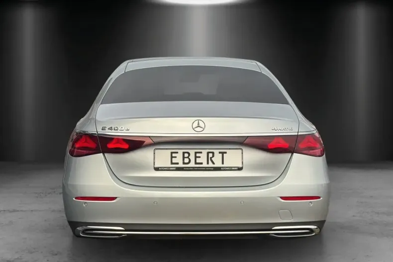Mercedes-Benz E 400 (Clasa E) din 2023 cu 6.373 km - oferta MER196209 - foto 4