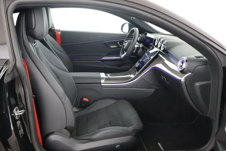 Mercedes-Benz CLE 450 (Clasa CLE) din 2025 cu 4.200 km - oferta MER196213 - foto 12