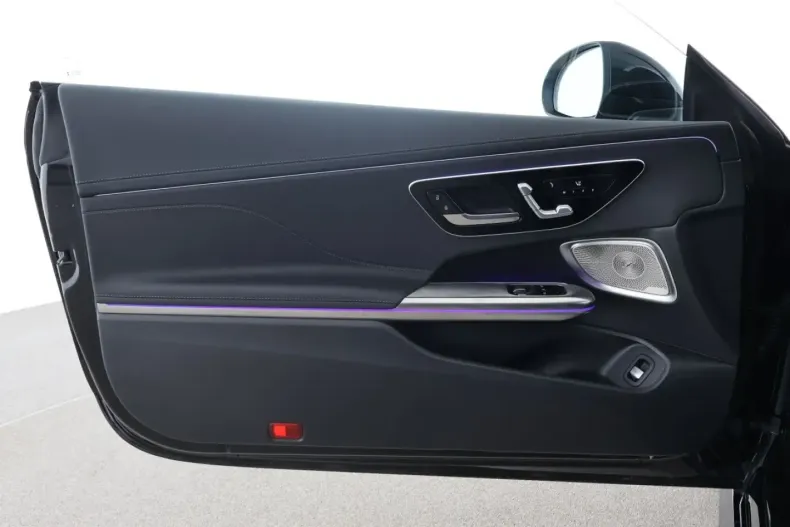 Mercedes-Benz CLE 450 (Clasa CLE) din 2025 cu 4.200 km - oferta MER196213 - foto 15