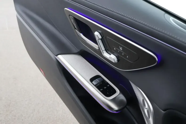 Mercedes-Benz CLE 450 (Clasa CLE) din 2025 cu 4.200 km - oferta MER196213 - foto 16