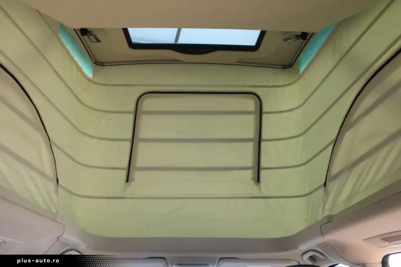 Mercedes-Benz V 300 (Clasa V) din 2021 cu 60.510 km - oferta MER196214 - foto 19