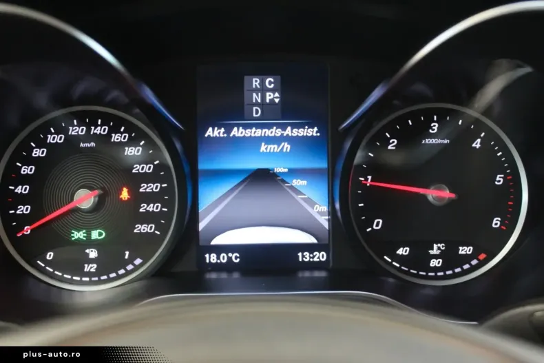 Mercedes-Benz V 300 (Clasa V) din 2021 cu 60.510 km - oferta MER196214 - foto 44