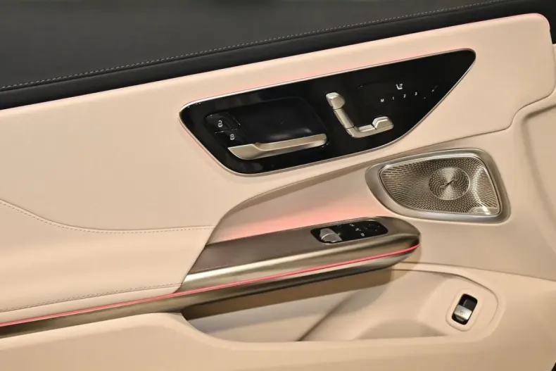 Mercedes-Benz CLE 200 (Clasa CLE) din 2024 cu 17.989 km - oferta MER196218 - foto 20