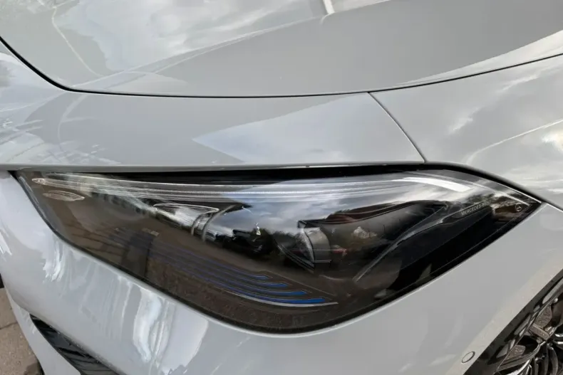 Mercedes-Benz CLE 450 (Clasa CLE) din 2024 cu 31.776 km - oferta MER196219 - foto 3