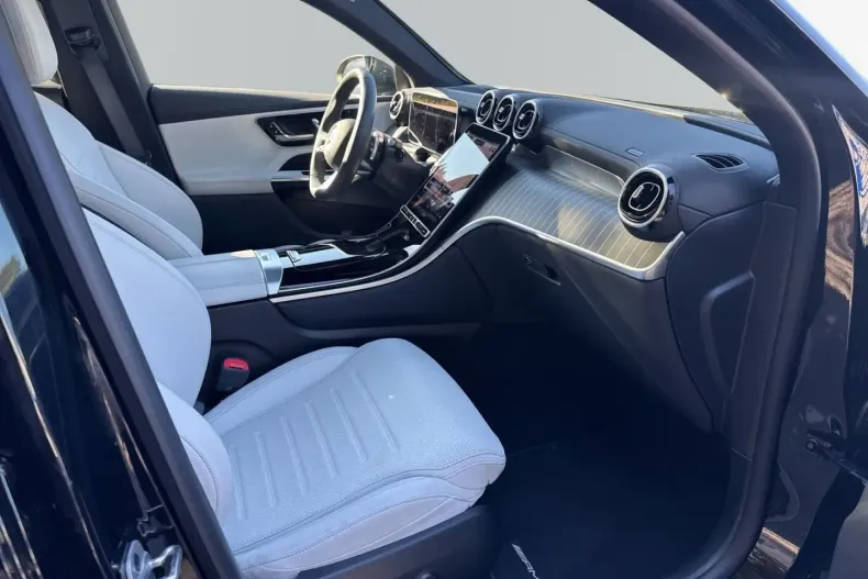 Mercedes-Benz GLC 200 (Clasa GLC) din 2024 cu 37.000 km - oferta MER196222 - foto 9