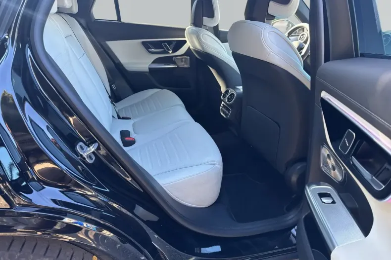 Mercedes-Benz GLC 200 (Clasa GLC) din 2024 cu 37.000 km - oferta MER196222 - foto 11