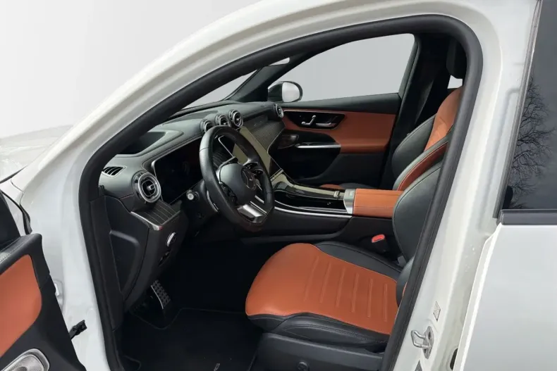 Mercedes-Benz GLC 200 (Clasa GLC) din 2024 cu 47.000 km - oferta MER196223 - foto 8