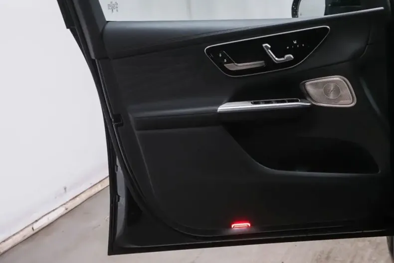 Mercedes-Benz GLC 220 (Clasa GLC) din 2025 cu 18.127 km - oferta MER196226 - foto 10