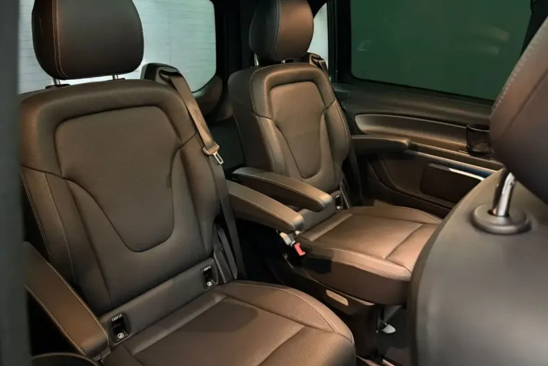 Mercedes-Benz V 300 (Clasa V) din 2021 cu 75.000 km - oferta MER196228 - foto 22