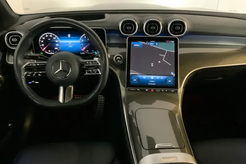 Mercedes-Benz GLC 200 (Clasa GLC) din 2023 cu 12.616 km - oferta MER196230 - foto 9