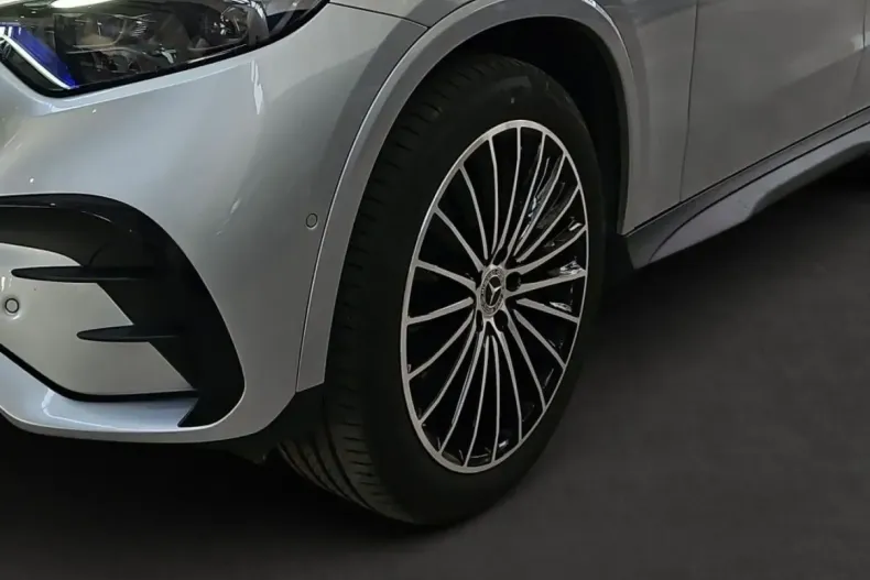 Mercedes-Benz GLC 300 (Clasa GLC) din 2023 cu 51.000 km - oferta MER196231 - foto 6