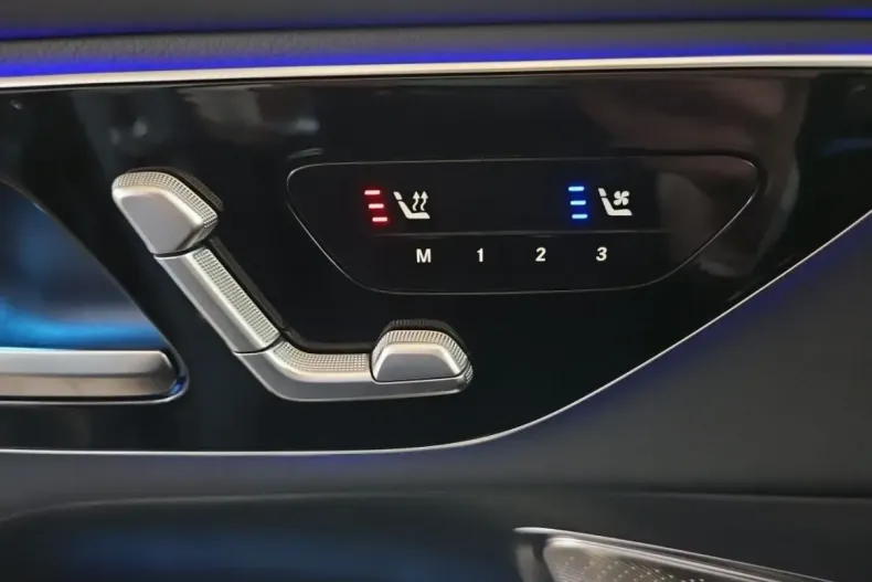 Mercedes-Benz GLC 300 (Clasa GLC) din 2023 cu 51.000 km - oferta MER196231 - foto 13